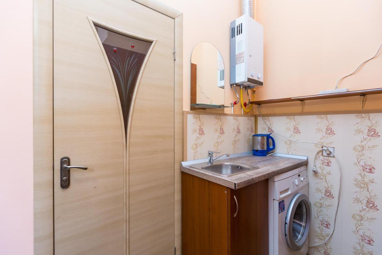 Квартира В Центрі Подобово На Вулиці Коперника 26 Біля Палацу Мистецтв Lviv Exteriör bild